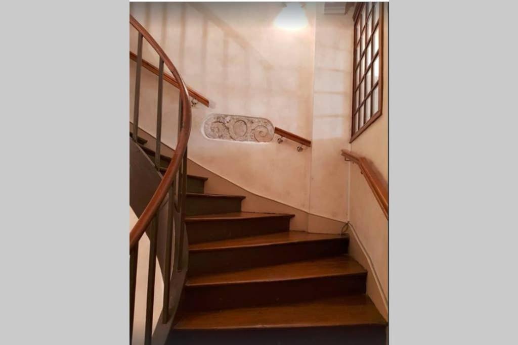 Superbe Loft T4 De 96 M2 Au Coeur Perigueux Apartment Exterior photo