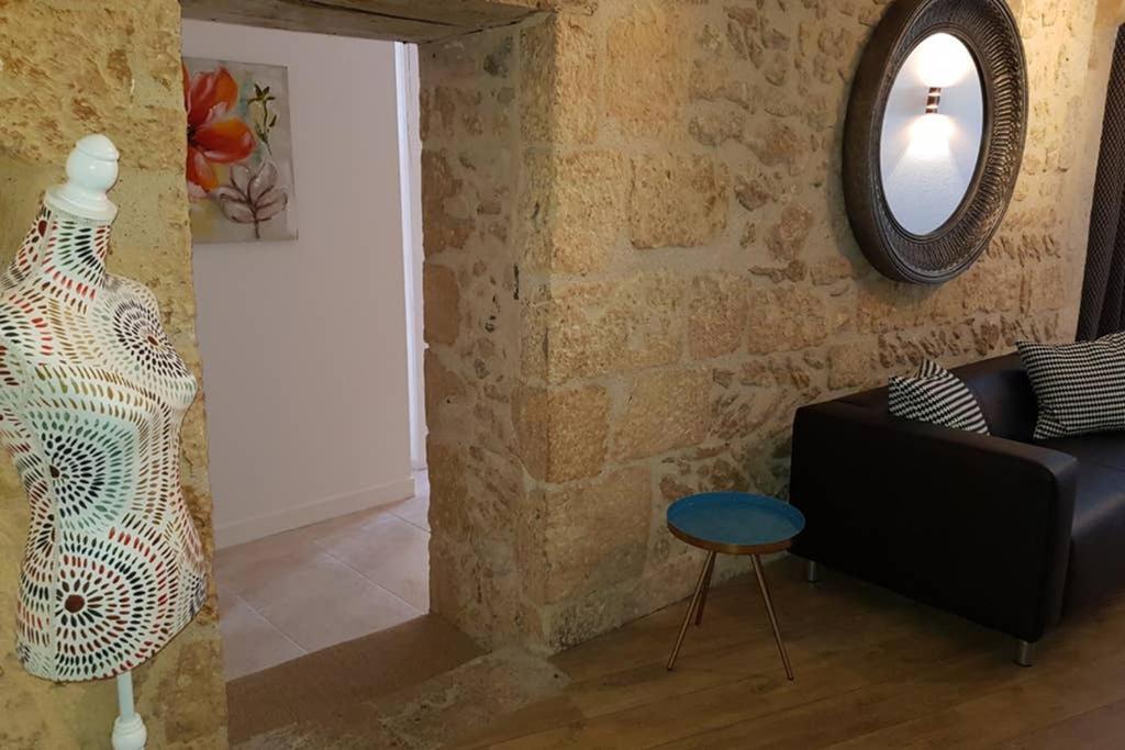 Superbe Loft T4 De 96 M2 Au Coeur Perigueux Apartment Exterior photo