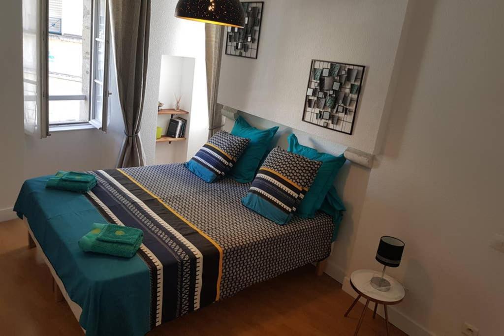 Superbe Loft T4 De 96 M2 Au Coeur Perigueux Apartment Exterior photo